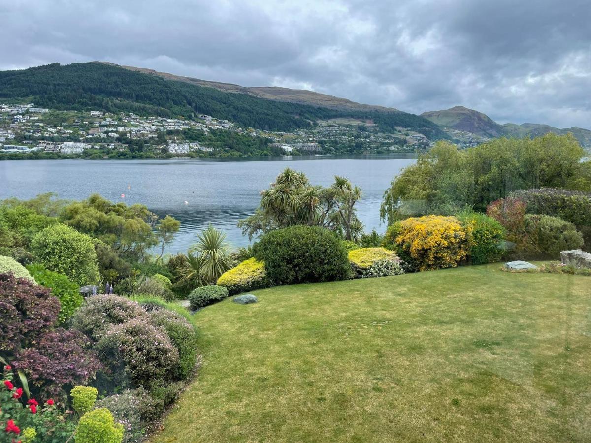 Peninsular Lakefront Queenstown Exterior photo