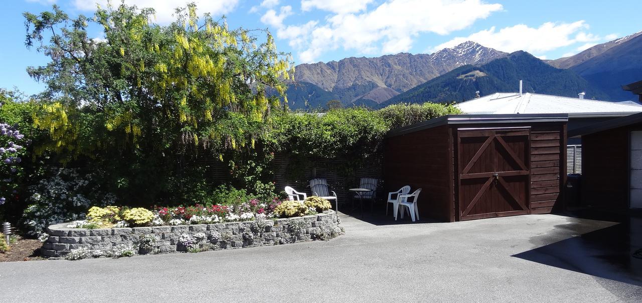 Peninsular Lakefront Queenstown Exterior photo